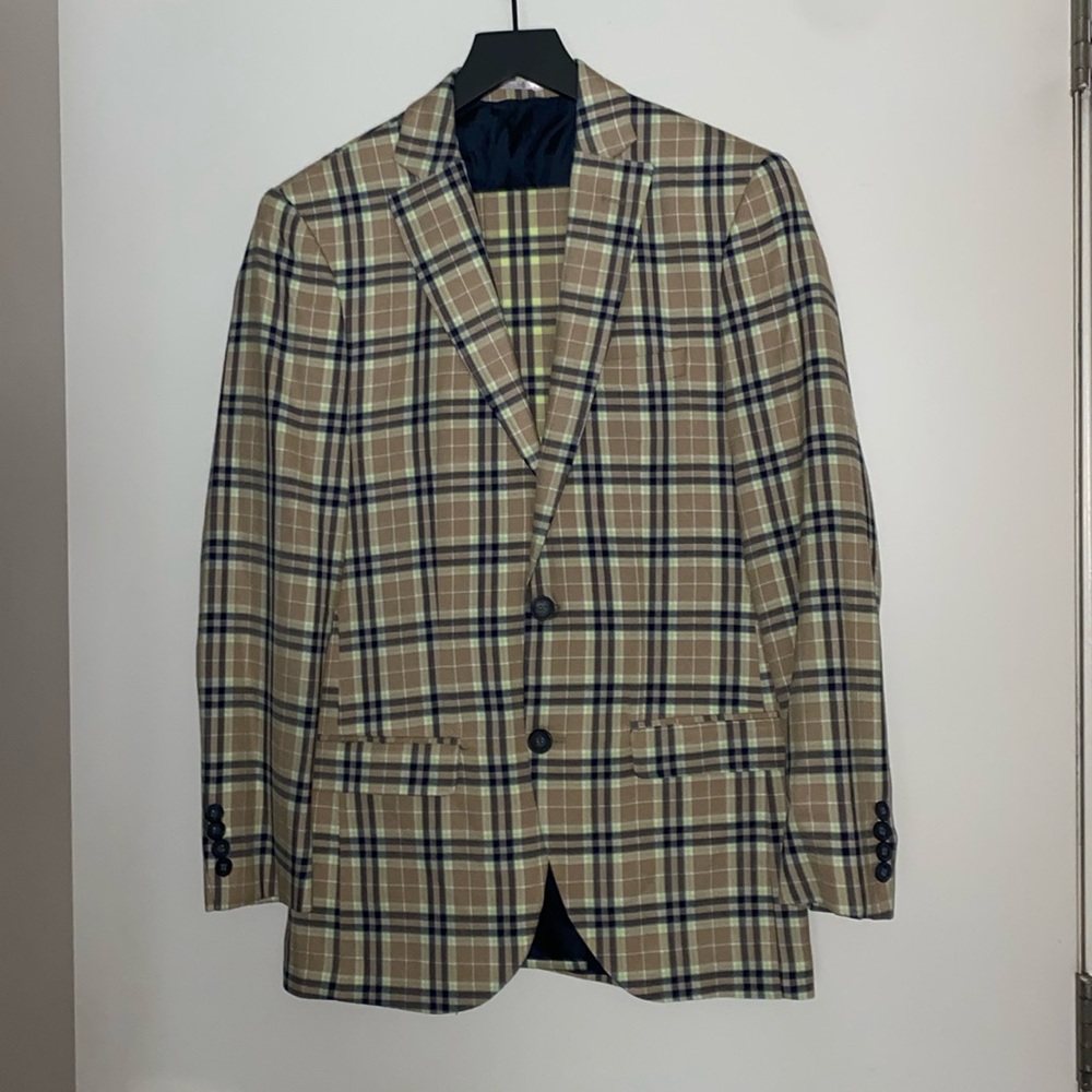 BoohooMAN plaid suit 36R jacket and 32R pants beige and black plaid